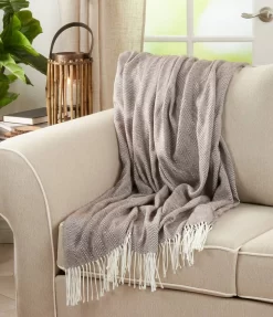 Saro Acrylic Herringbone Throw - Saro Lifestyle TH415.CT5060 -Home Haven Deals 194 new th415.ct5060 5
