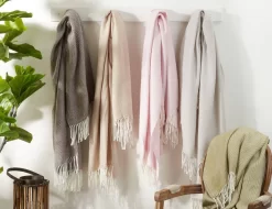 Saro Acrylic Herringbone Throw - Saro Lifestyle TH415.CT5060 -Home Haven Deals 194 new th415.ct5060 6